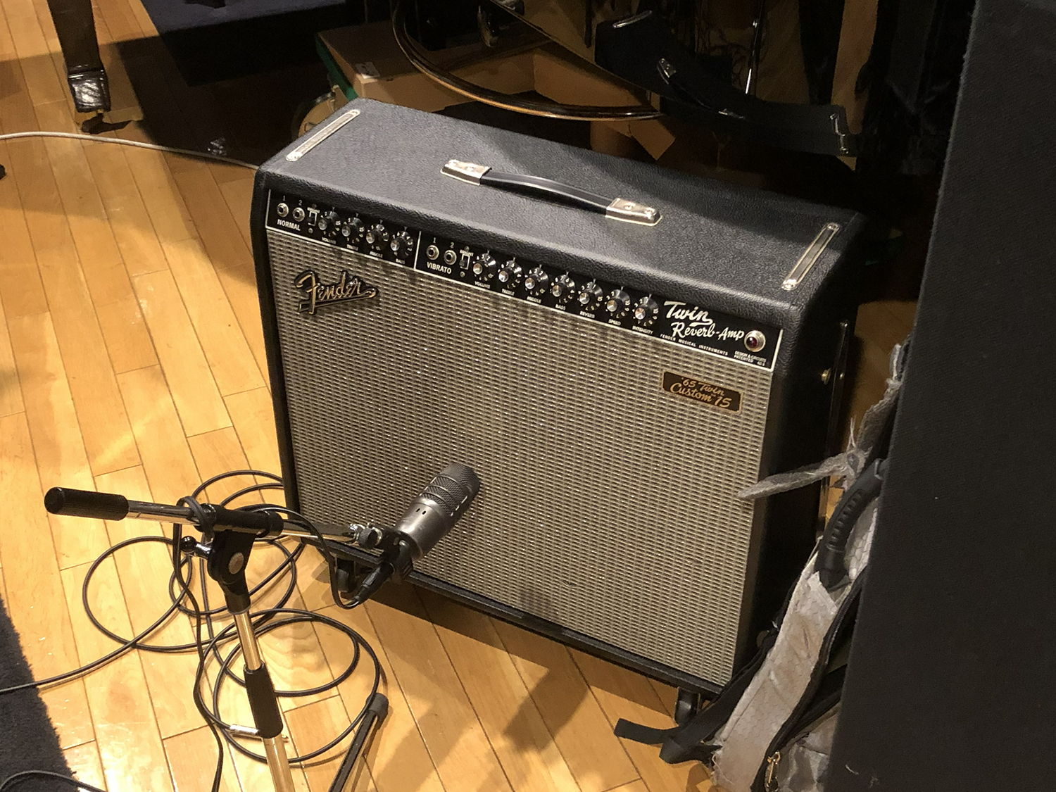 Amplifier detail