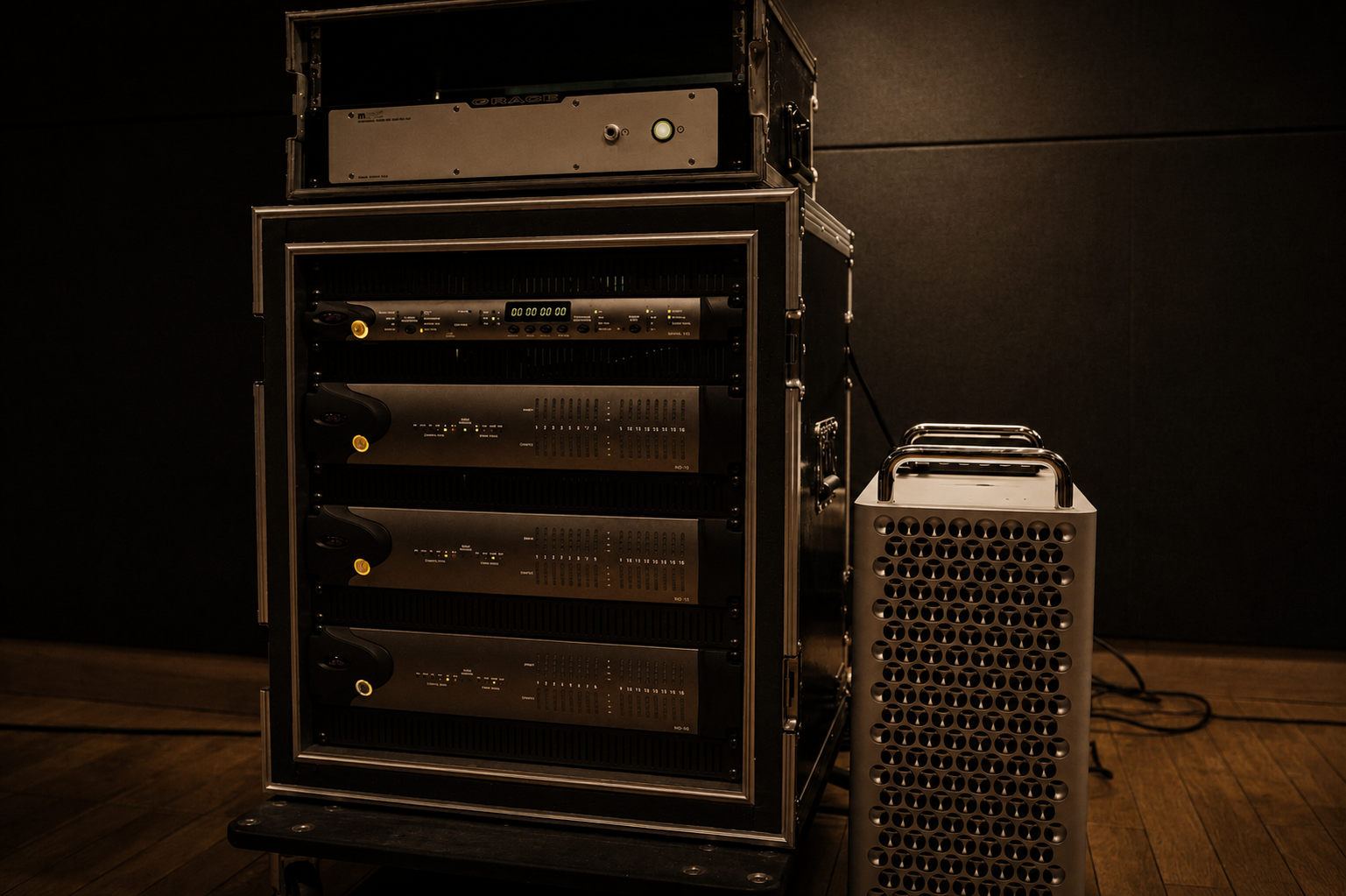 B-Studio mixing desk